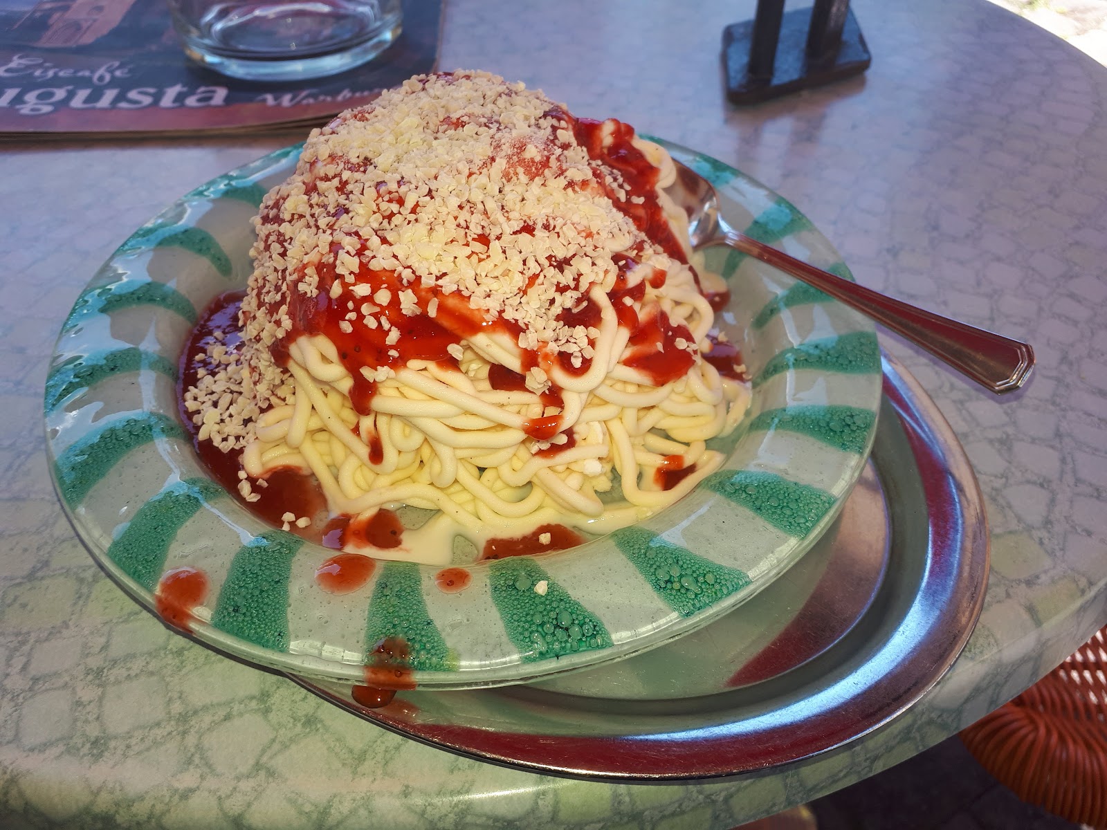 Spaghetti-Eis